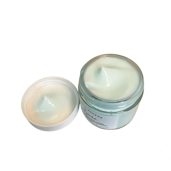 Earth Harbor Azure Regenerative Neck Cream 2 fl oz - Picture 8 of 8